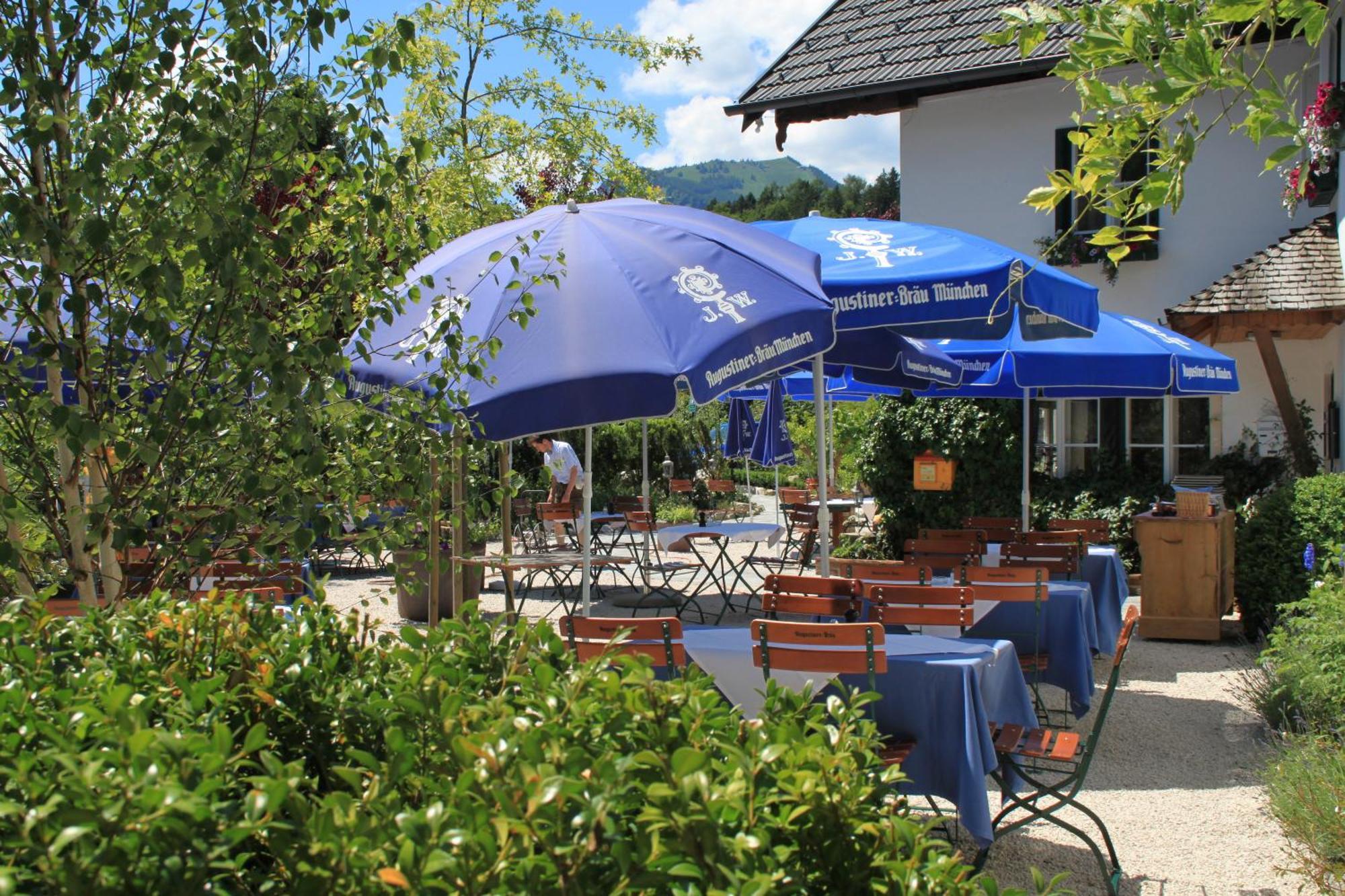 Landgasthof & Restaurant Batzenhaeusl Sankt Gilgen Luaran gambar